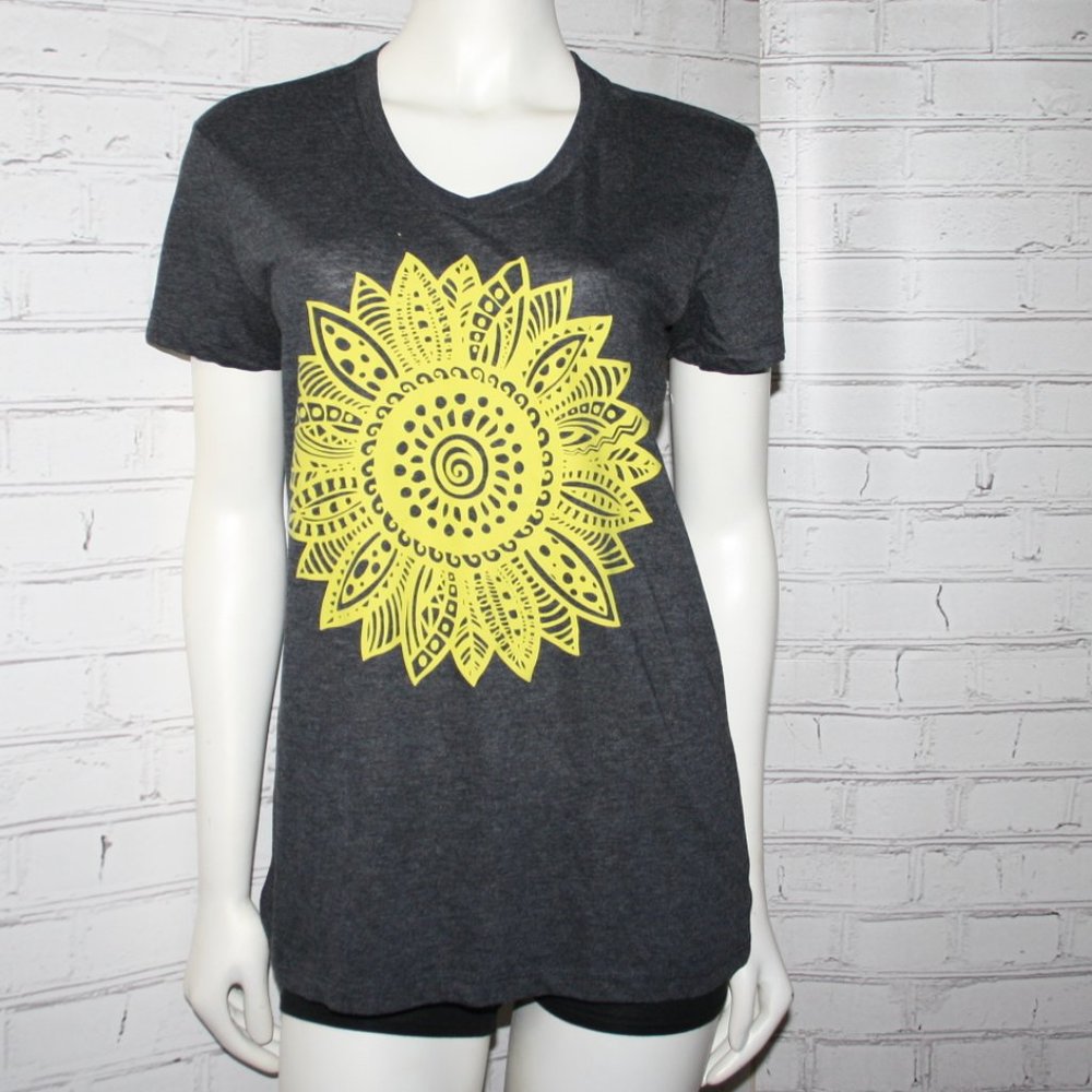🌻🌑✨ Sunflower V-Neck Tee · Handmade · Large